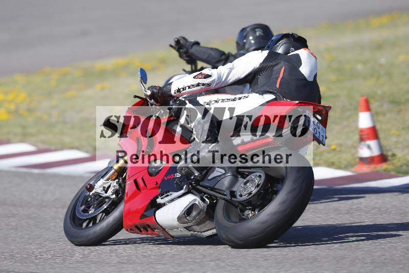 /06 08.04.2026 Cornu Master School ADR/Gruppe blau/76